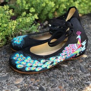 Chinese inspired, embroidered, vintage flats.